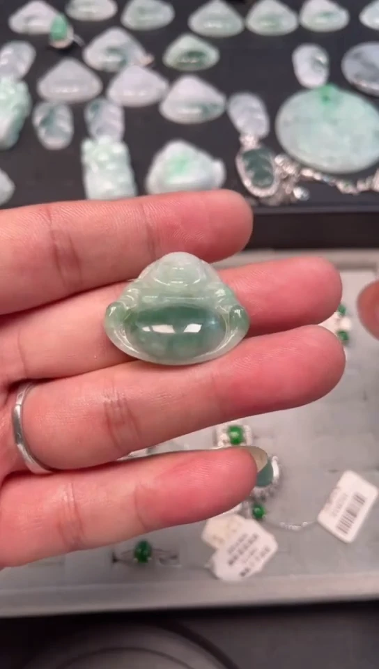 翡翠未镶嵌颈饰纯天然缅甸翡翠A货飘花佛公吊坠