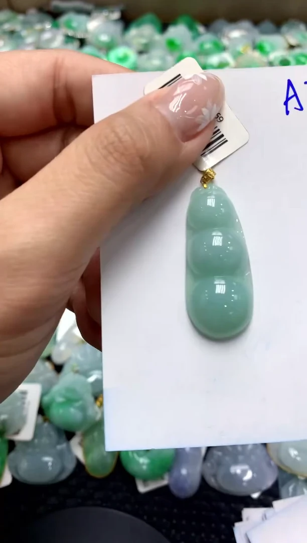 【闪购商品】翡翠颈饰18K金镶嵌111111111111111111