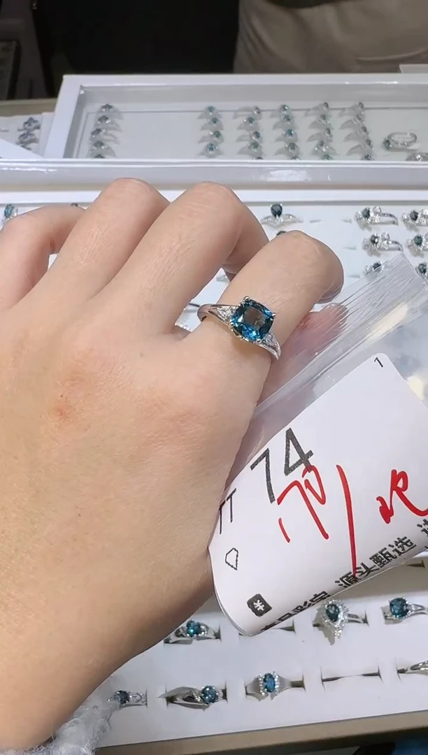 【闪购商品】托帕石戒指银S925镶嵌多样性发一TT74