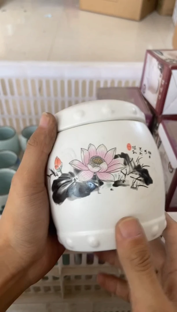 无运费险有瑕疵的摄影的产品有使用过的痕迹有点脏介意勿拍
