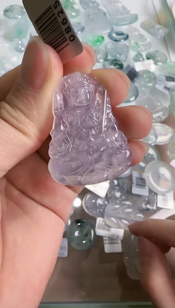 【闪购商品】翡翠吊坠(不含链)未镶嵌··