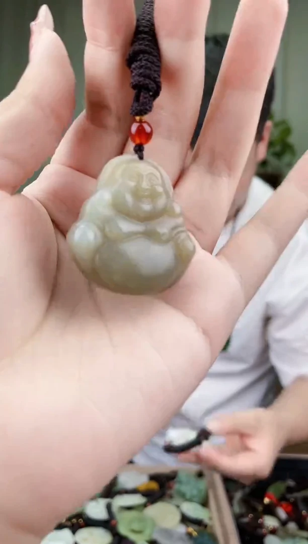 和田玉未镶嵌吊坠(赠链)拍一发一，多样性发货