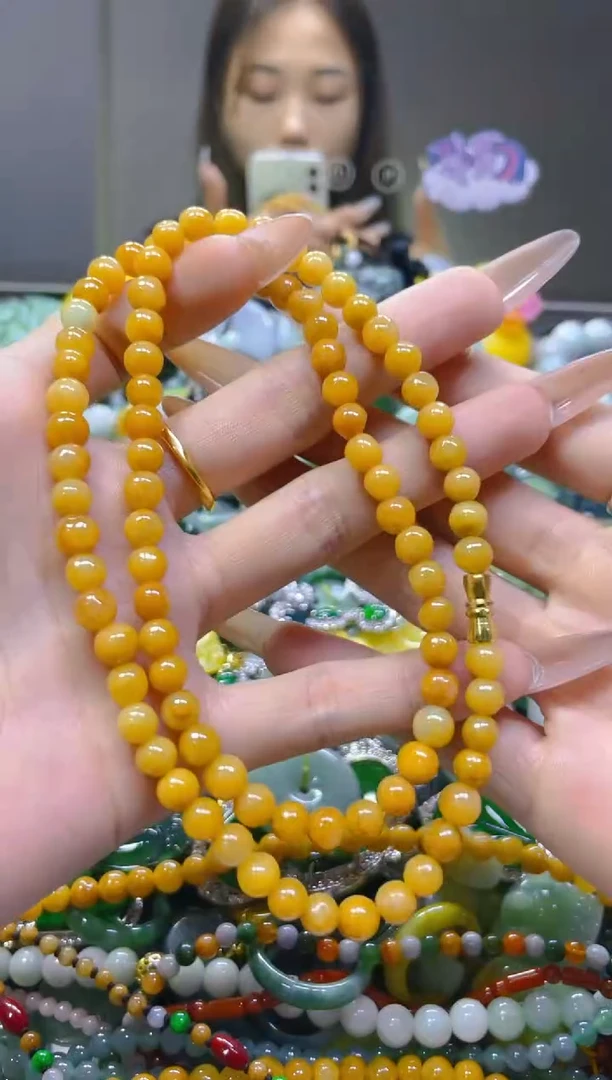 翡翠未镶嵌颈饰6MM/L/翡翠A货，一件也是批发价