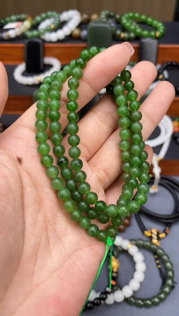 手串未镶嵌和田玉6mm碧玉圆珠108-微瑕