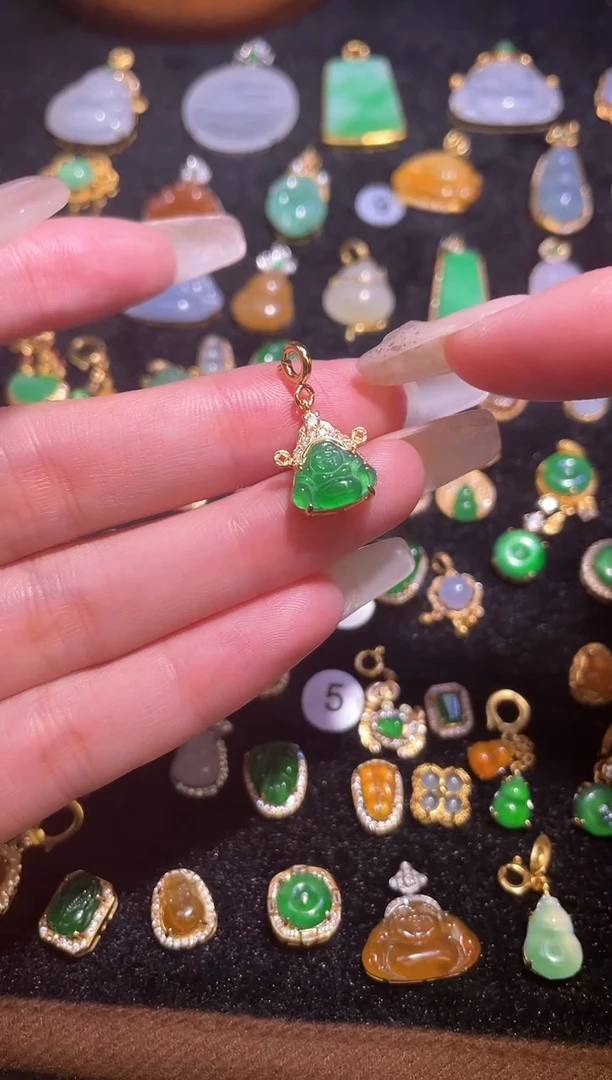 颈饰银S925镶嵌翡翠天然a货翡翠