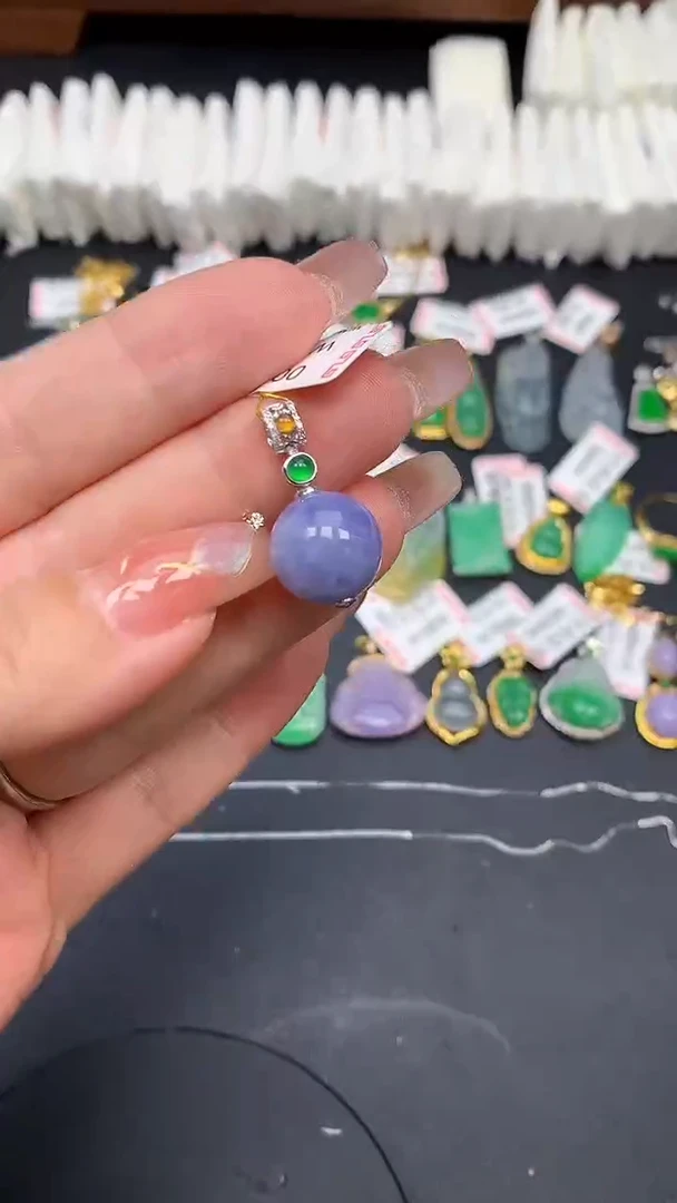 翡翠18K金镶嵌吊坠(不含链)蓝**朦MS188789