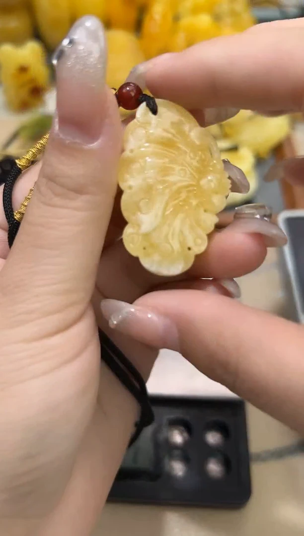 裸石琥珀未镶嵌琥珀蜜蜡吊坠