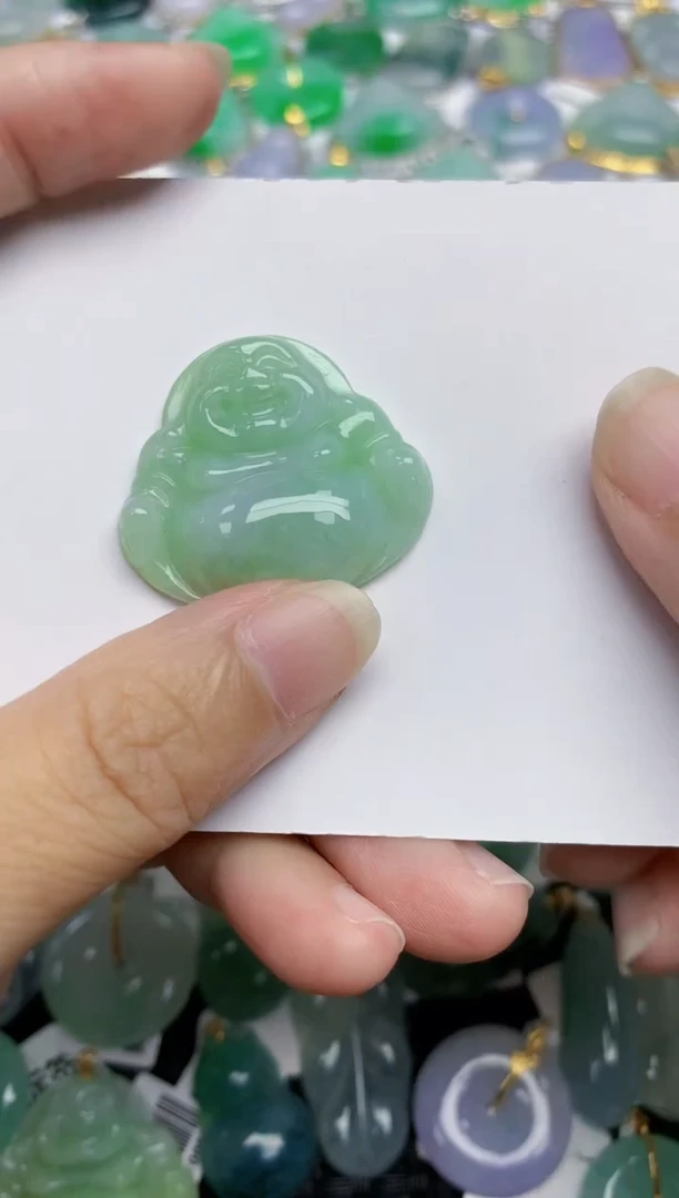 翡翠未镶嵌颈饰天然翡翠A货