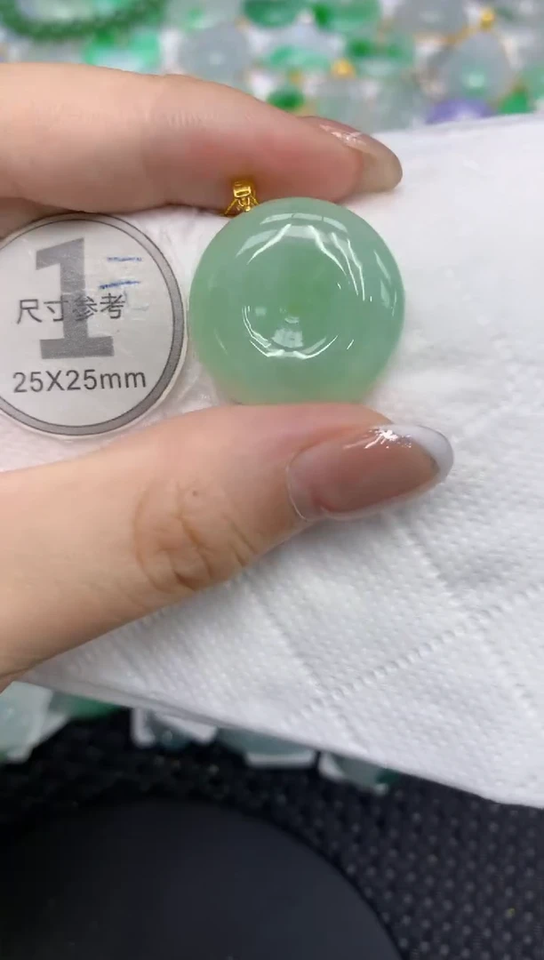 颈饰18K金镶嵌翡翠11111111