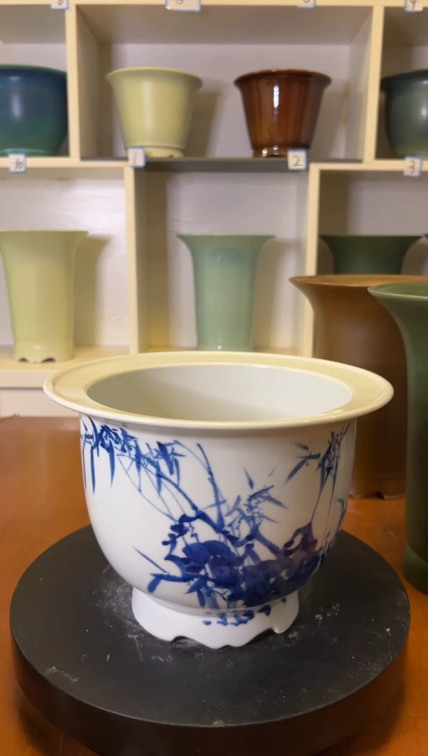 微瑕青花瓷花盆高17外口23内口18