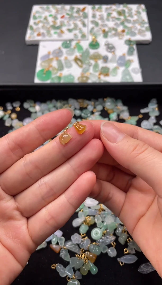 翡翠银S925镶嵌吊坠(不含链)2个 689