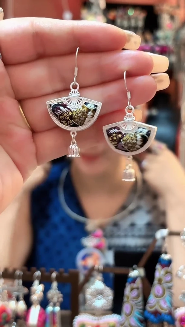 织绣云织谣民族风精美饰品   111
