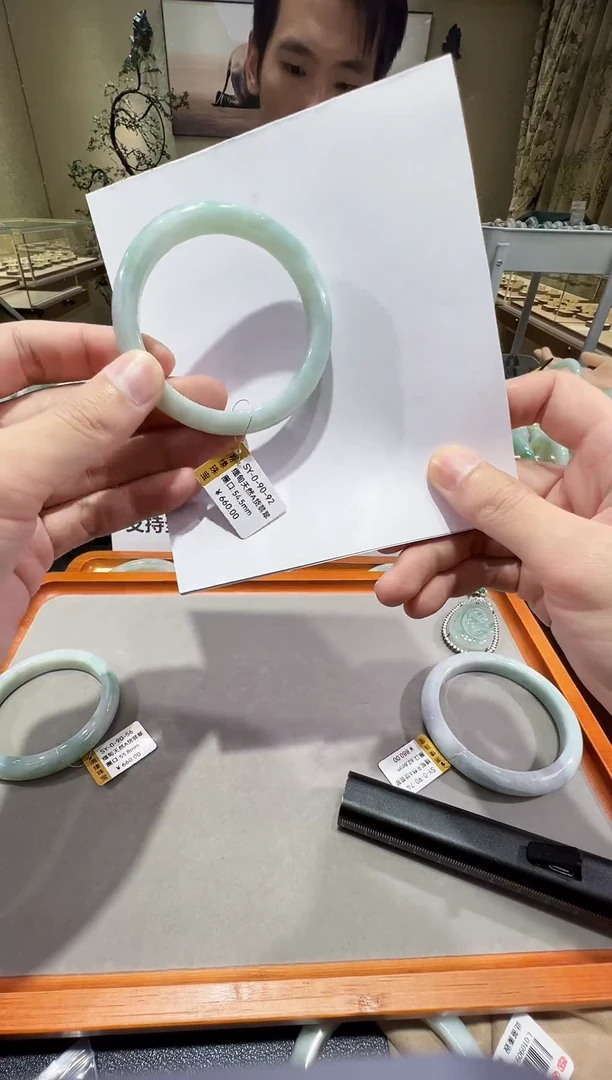 未镶嵌手镯翡翠-纯天然缅甸A货翡翠手镯-特价-92号