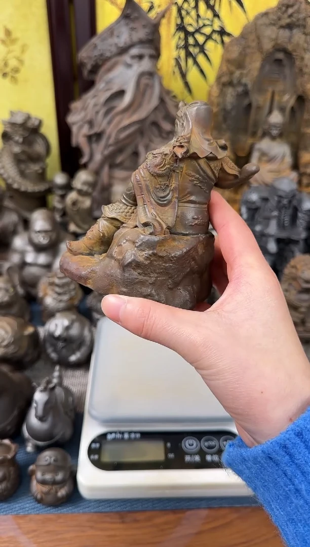 铁精致潮玩摆件大号关羽