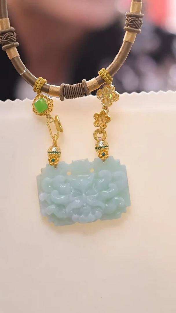 【闪购商品】翡翠颈饰未镶嵌24小时内发货质保A货