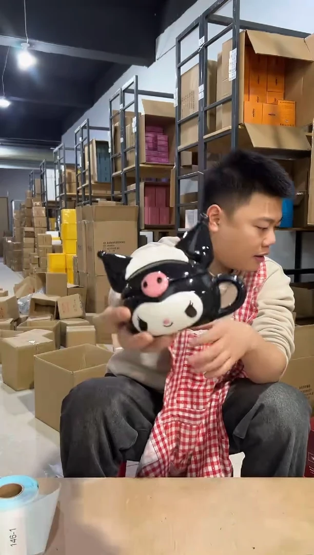 【闪购商品】杯陶瓷库洛米带盖杯