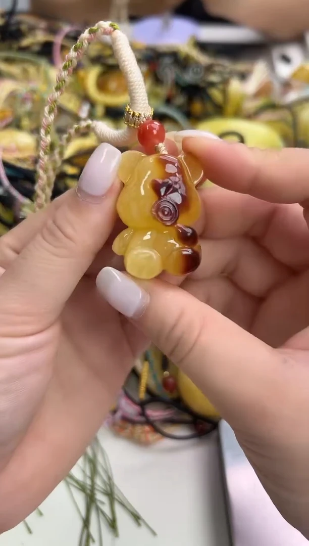 裸石琥珀未镶嵌琥珀蜜蜡吊坠