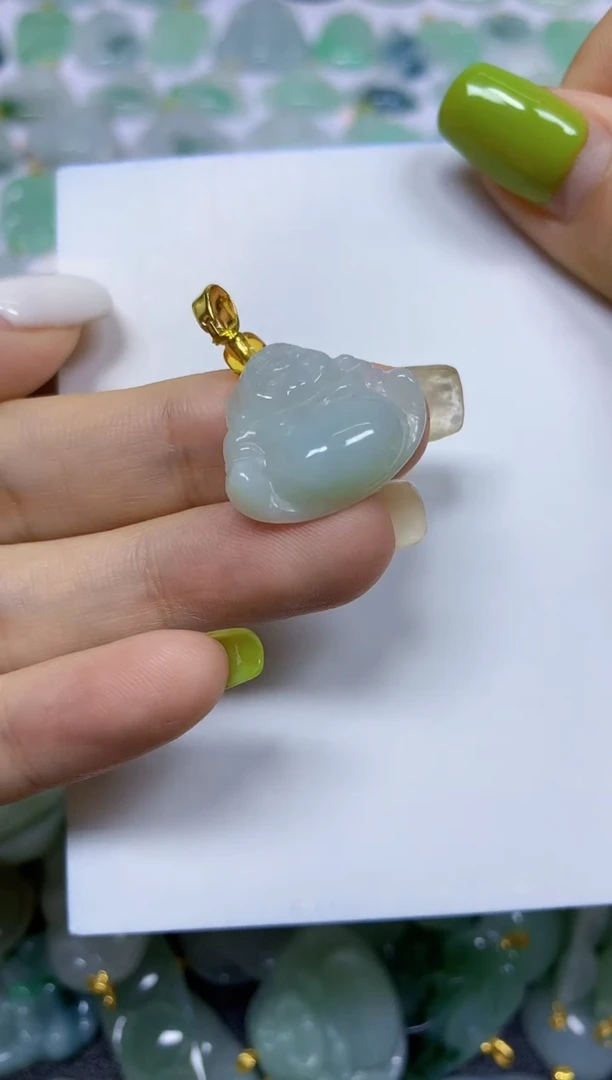 翡翠未镶嵌颈饰天然翡翠A货
