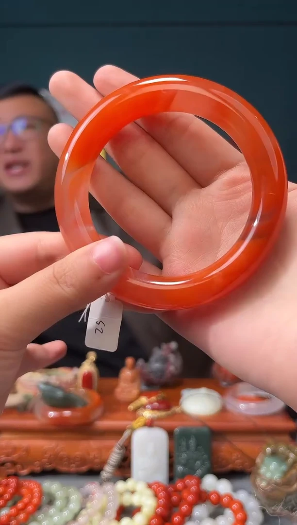 【闪购商品】南红玛瑙颈饰未镶嵌61.5