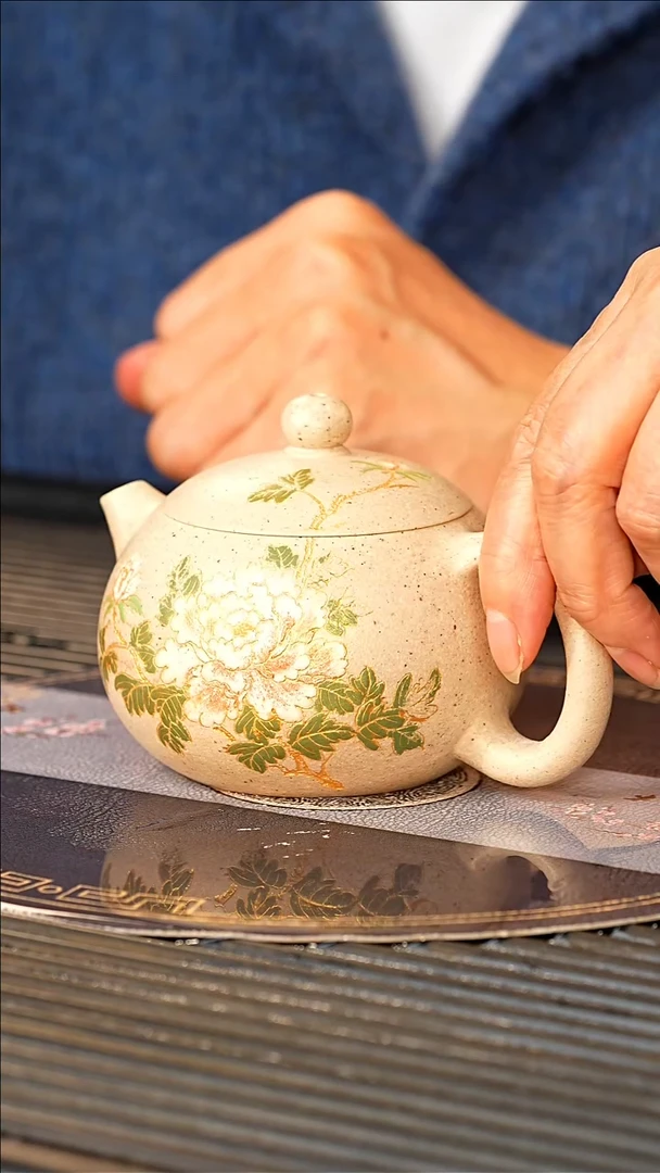 【闪购商品】紫砂茶壶XJZ 白玉段 西施 260cc