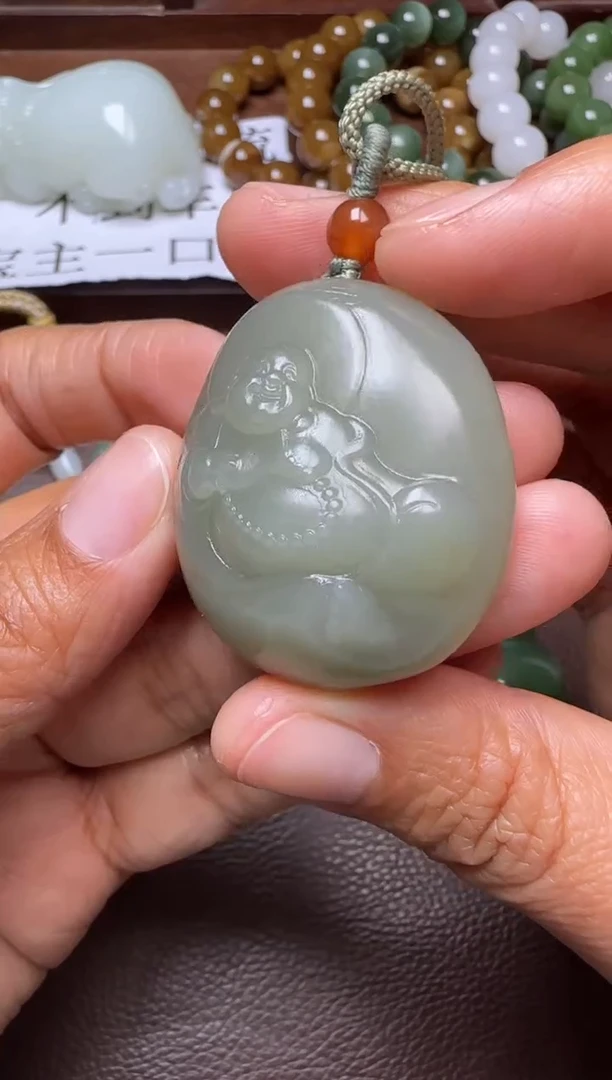 未镶嵌和田玉挂件和田玉挂件