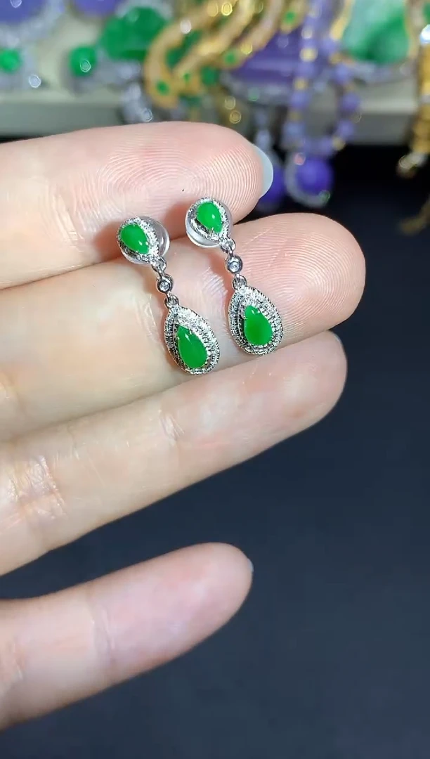 翡翠18K金镶嵌颈饰221-中国好珍宝