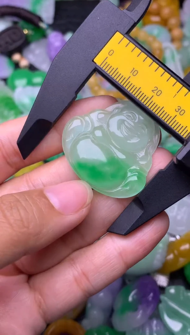 颈饰未镶嵌翡翠缅甸翡翠吊坠