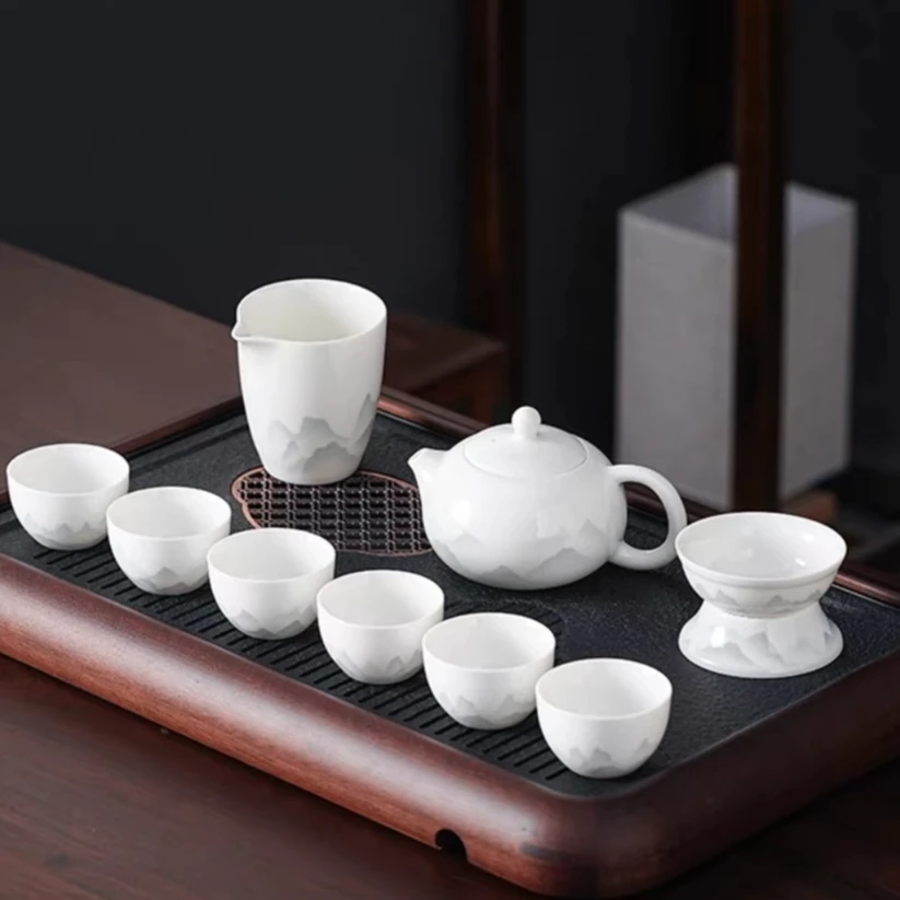 0776 羊脂玉水墨山水西施壶+公杯+茶漏组+6杯+胡桃舟山茶盘