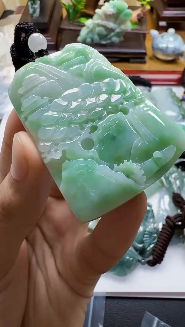 吊坠(不含链)未镶嵌翡翠1