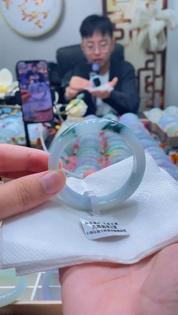 未镶嵌手镯翡翠035-54