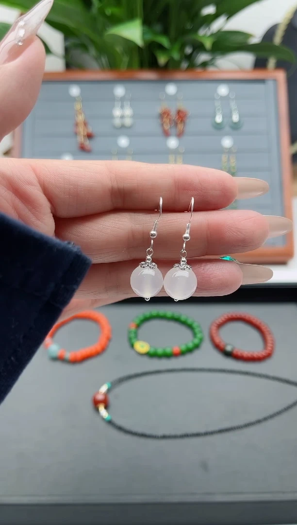 【闪购商品】玛瑙/玉髓耳饰银S925镶嵌6510变色红