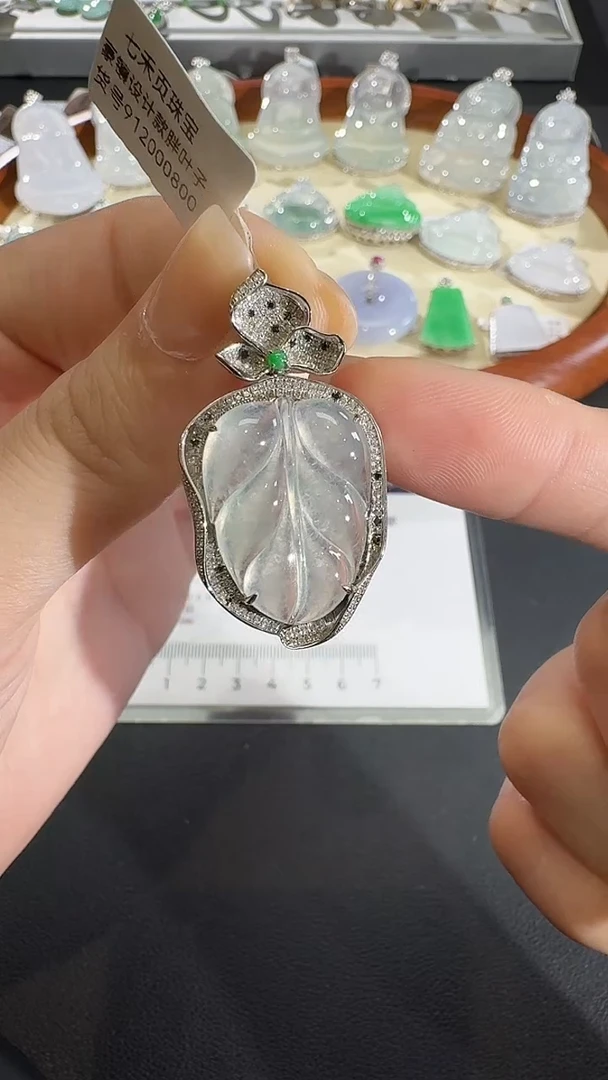 吊坠(不含链)18K金镶嵌翡翠【源头工厂】钻石镶嵌