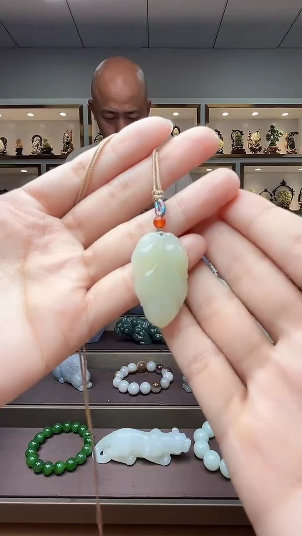 和田玉未镶嵌挂件1