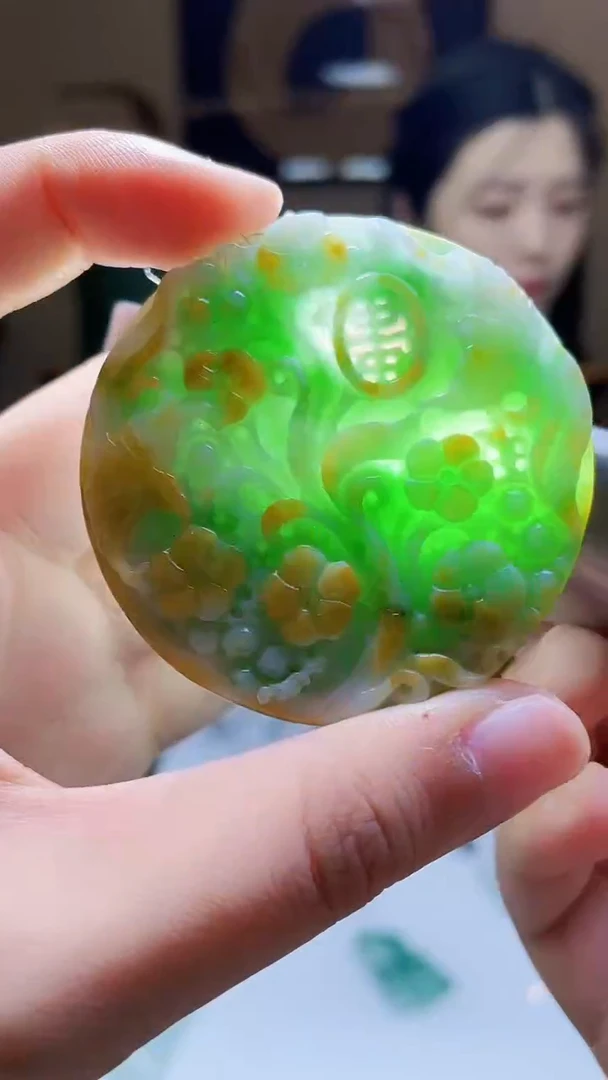 未镶嵌定制翡翠吊坠123