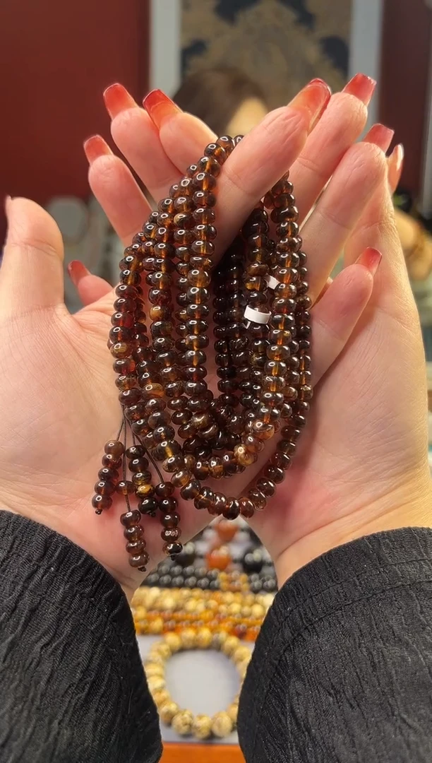 【闪购商品】琥珀裸石未镶嵌20564抚顺琥珀多样性发货发其一