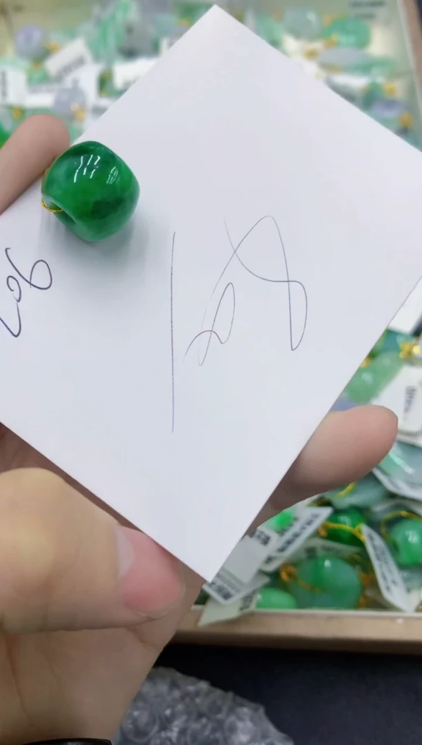 翡翠未镶嵌颈饰11111