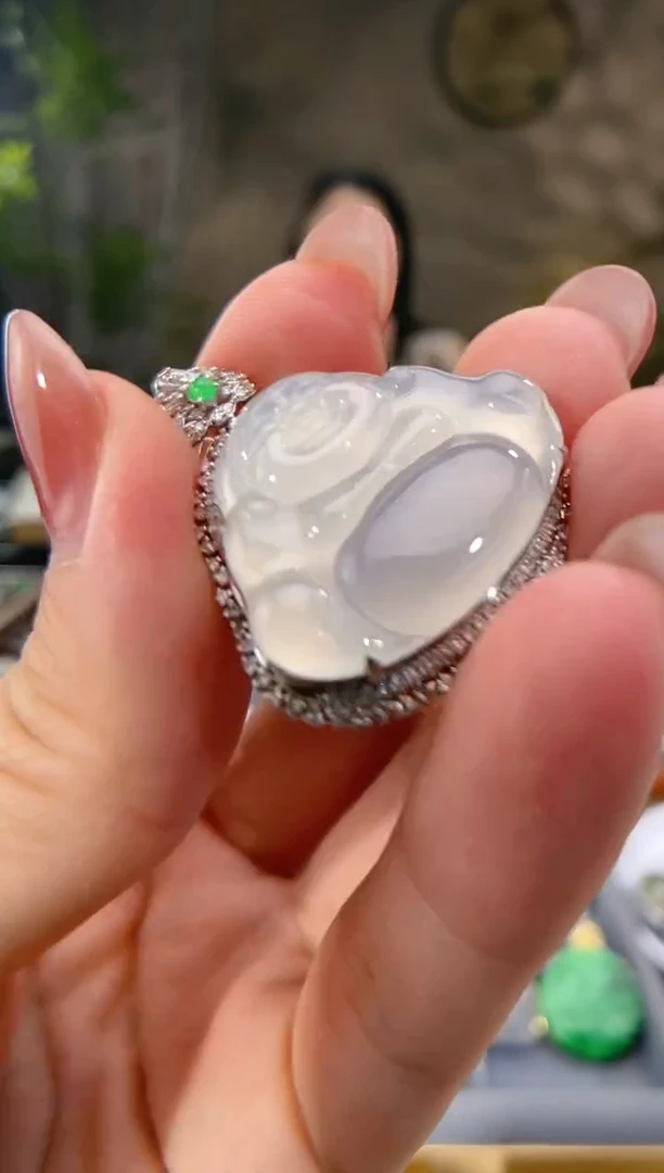 吊坠(不含链)18K金镶嵌翡翠佛公