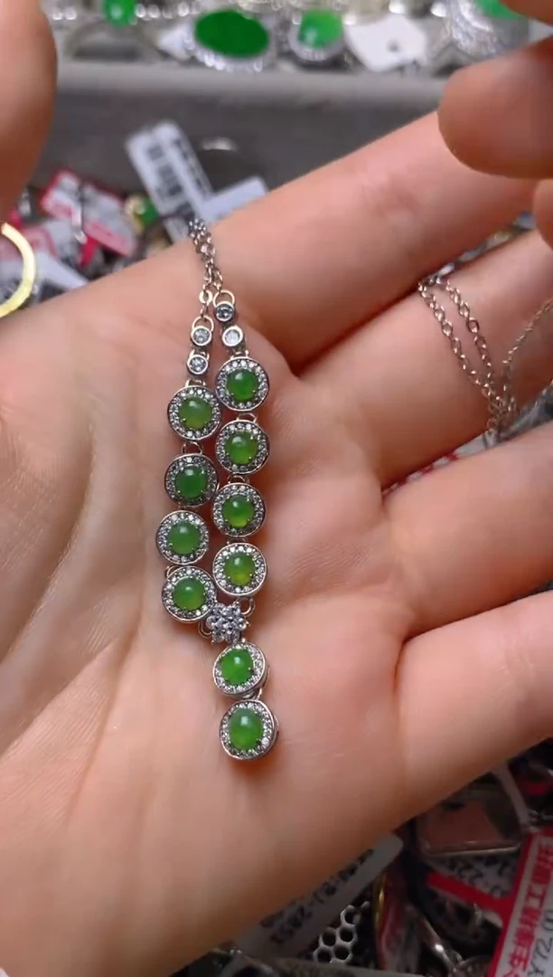 银S925镶嵌戒指翡翠百内无证书