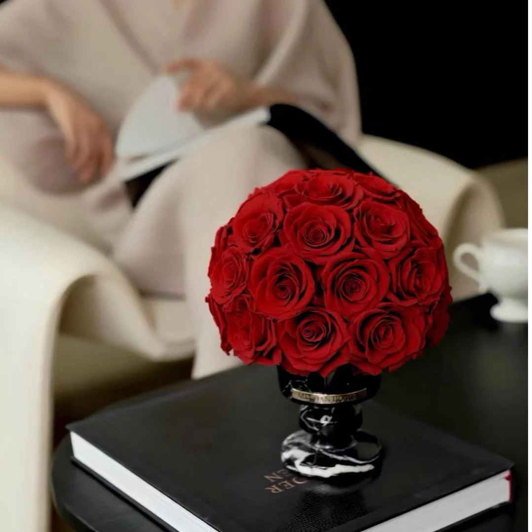 MINOAN HOMEY 轻奢黑白大理石玫瑰永生花装饰桌花摆件