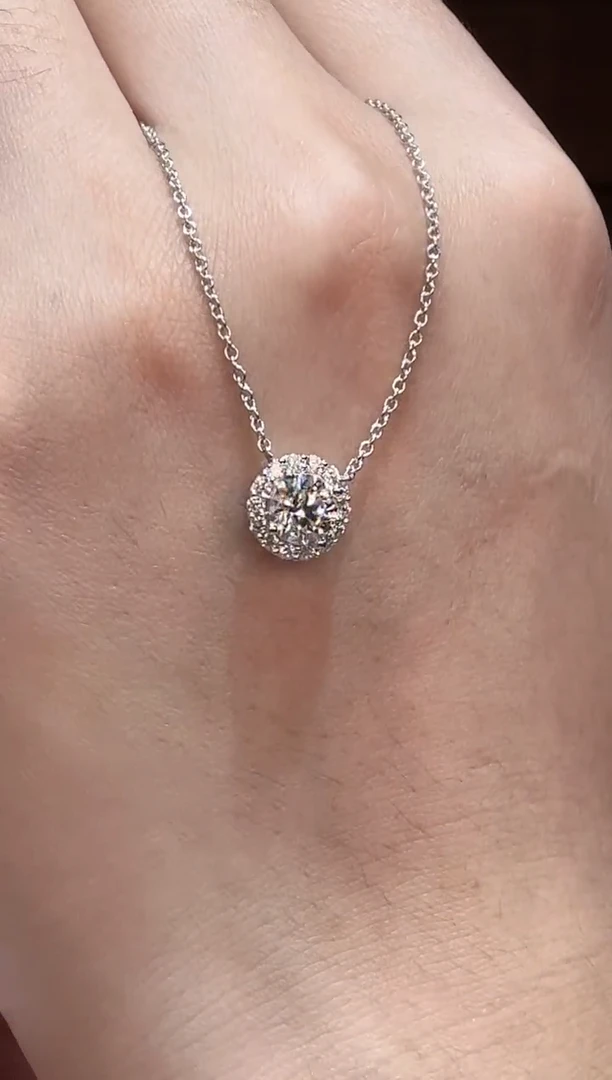 18K金镶嵌项链实验室培育钻石围镶满钻项链