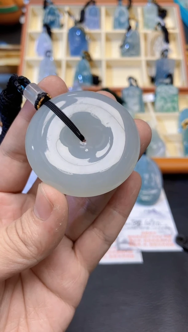 颈饰未镶嵌翡翠缅甸天然翡翠