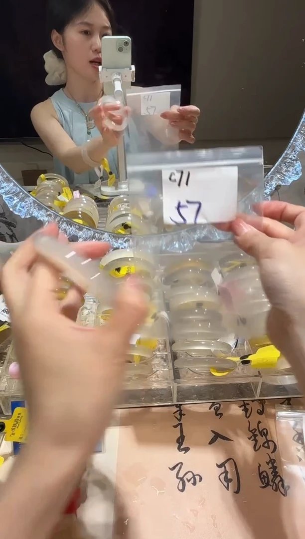 玛瑙/玉髓手镯未镶嵌C71