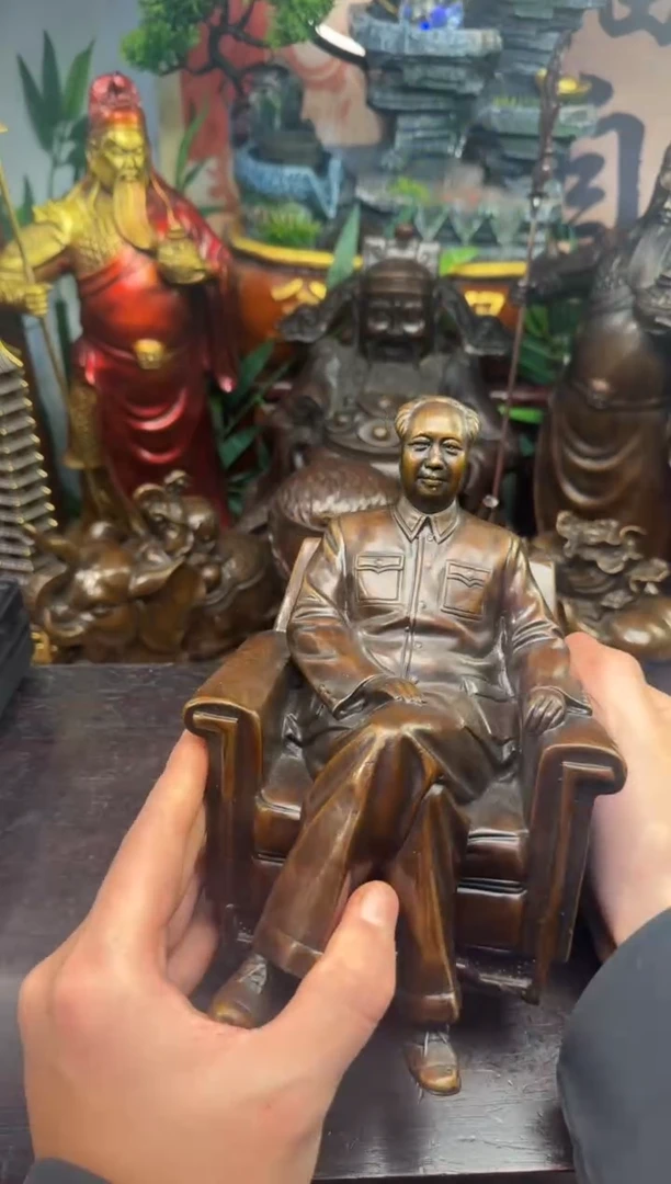 潼潼古铜只卖真铜！（坐姿伟人像）