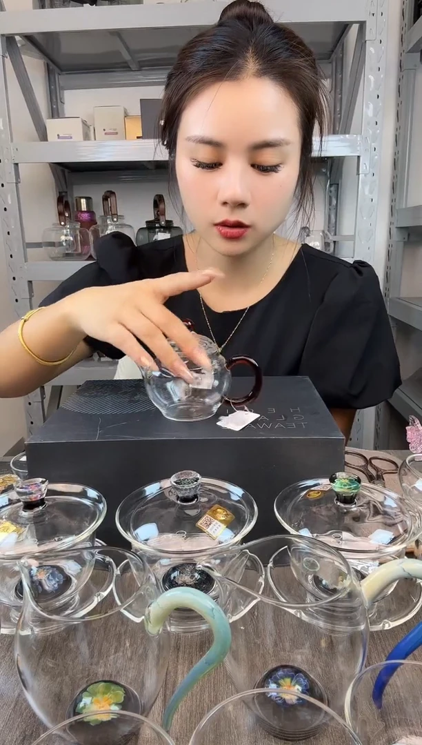 手工艺品玻璃禾器 瑄玉壶 琥珀色