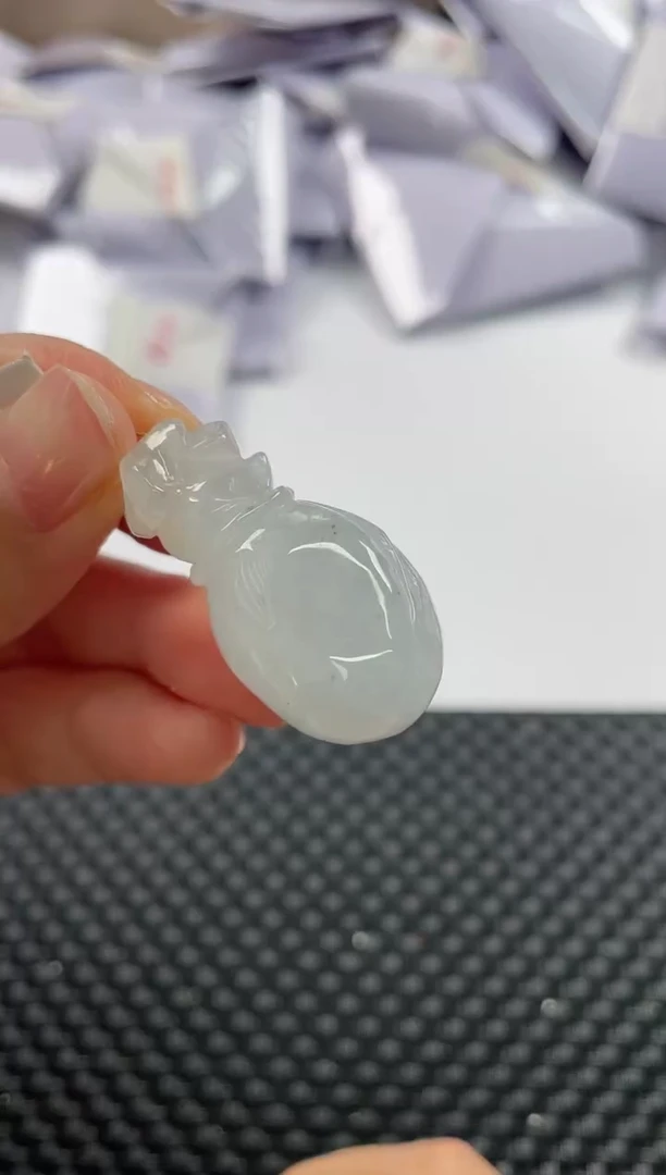 颈饰未镶嵌翡翠9662 钱袋