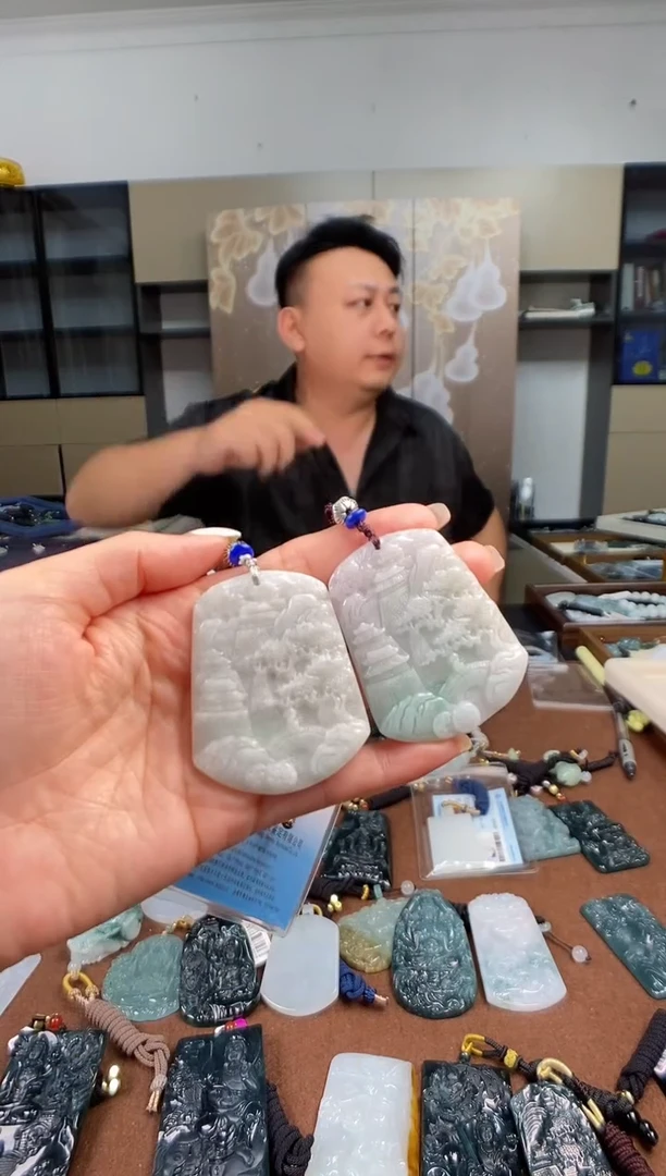 颈饰未镶嵌翡翠多样性发其一
