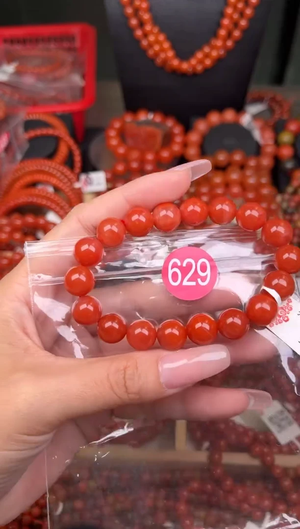 南红玛瑙未镶嵌珠宝奇石629-11+