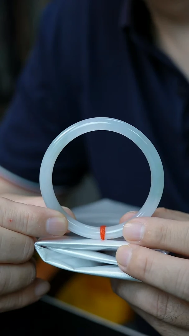 未镶嵌手镯翡翠4号-55糯冰圆条【纹】/D/3