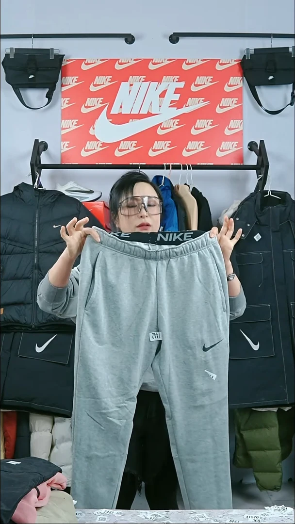 043闪购编码Nike/Jordan运动衣以直播间过款为准尺码L