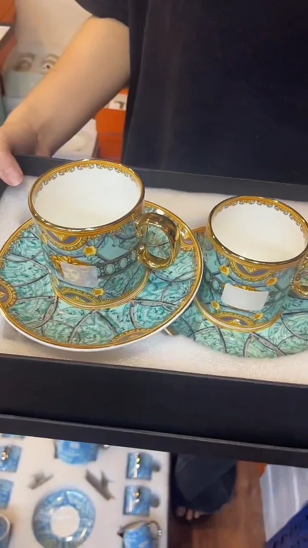 杯鸿辉家品牌瓷器，京东包邮！